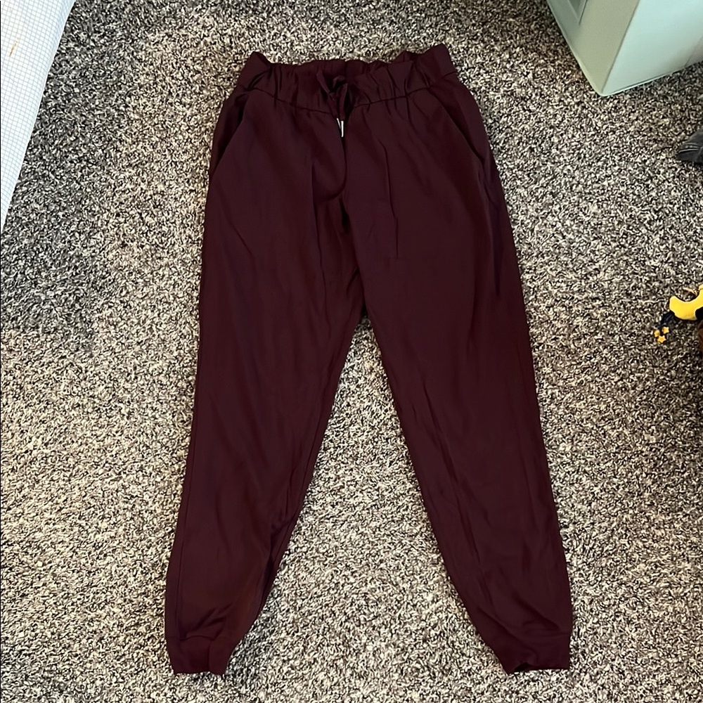 Lululemon On The Fly Joggers